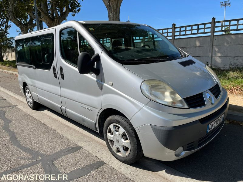 MINIBUS VL - 9 PLACES - TRAFIC - L2 H1 - 115 CH - CLIM- 165200 KMS - ATTELAGE - Mikroautobuss, Pasažieru furgons: foto 1 MINIBUS VL - 9 PLACES - TRAFIC - L2 H1 - 115 CH - CLIM- 165200 KMS - ATTELAGE - Mikroautobuss, Pasažieru furgons: foto 1