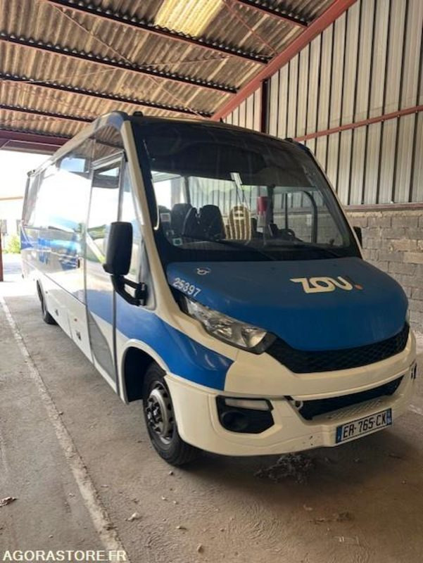 MINICARS IVECO BUS DAILY TOURYS 25397 MEC 2017 KM 239000 ER-765-CX - Mikroautobuss, Pasažieru furgons: foto 2 MINICARS IVECO BUS DAILY TOURYS 25397 MEC 2017 KM 239000 ER-765-CX - Mikroautobuss, Pasažieru furgons: foto 2