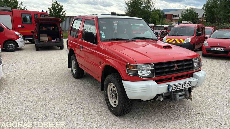 MITSUBISHI MONTERO 103 145 Kms - 2004 - 3595 YE 74 - SUV: foto 1 MITSUBISHI MONTERO 103 145 Kms - 2004 - 3595 YE 74 - SUV: foto 1
