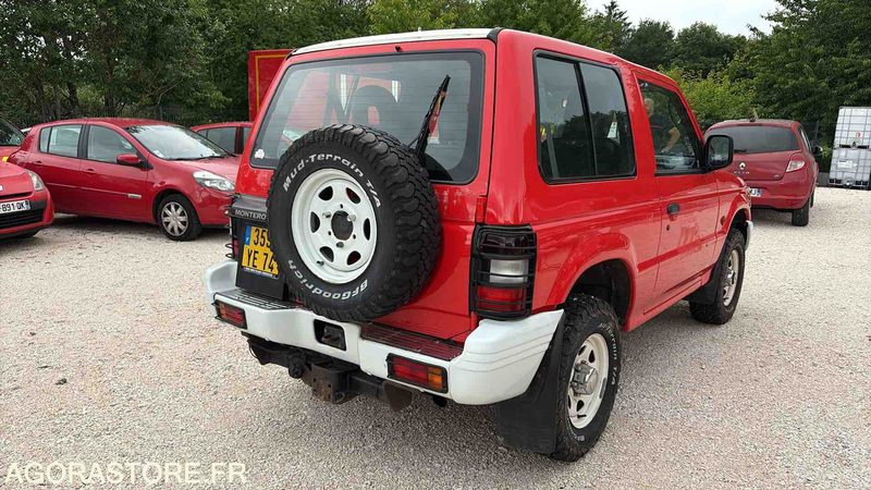 MITSUBISHI MONTERO 103 145 Kms - 2004 - 3595 YE 74 - SUV: foto 4 MITSUBISHI MONTERO 103 145 Kms - 2004 - 3595 YE 74 - SUV: foto 4