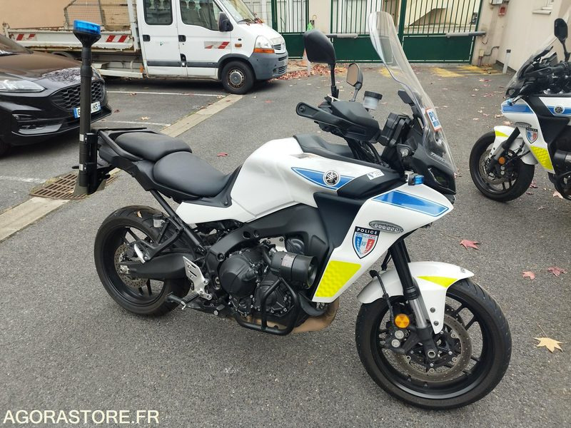 MOTO YAMAHA POLICE MUNICIPALE - Motocikls: foto 4 MOTO YAMAHA POLICE MUNICIPALE - Motocikls: foto 4