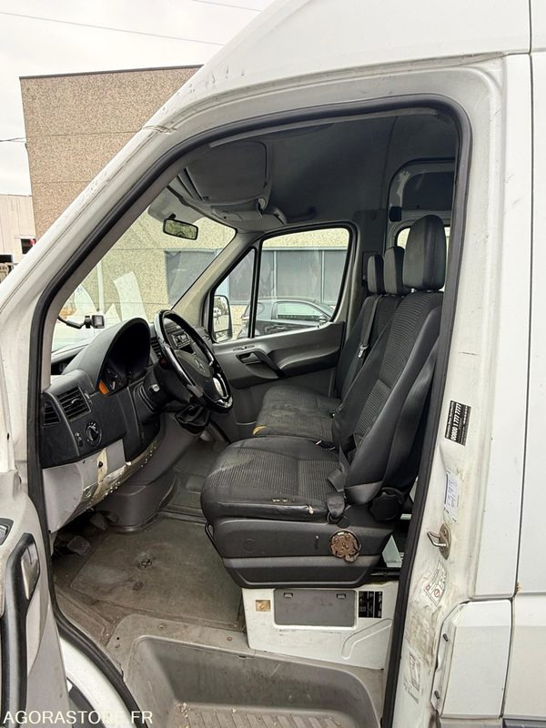Mercedes Sprinter - Mikroautobuss, Pasažieru furgons: foto 4 Mercedes Sprinter - Mikroautobuss, Pasažieru furgons: foto 4