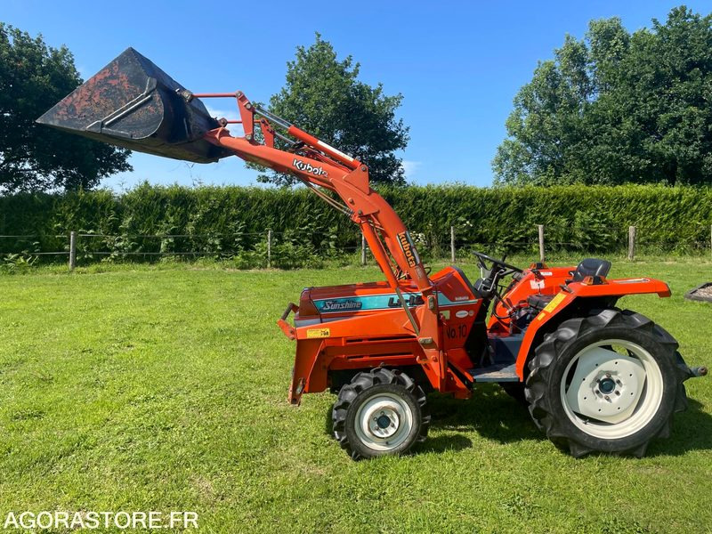 Micro-tracteur Kubota L1-185 - Traktors: foto 1 Micro-tracteur Kubota L1-185 - Traktors: foto 1