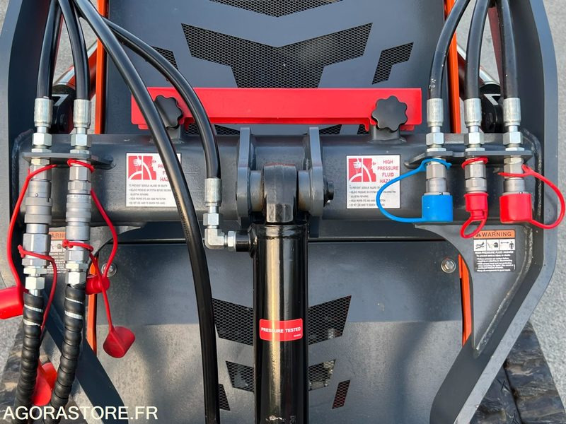 Mini chargeur porte outils BOLEO 25cv SV25H - Iekrāvējs: foto 5 Mini chargeur porte outils BOLEO 25cv SV25H - Iekrāvējs: foto 5