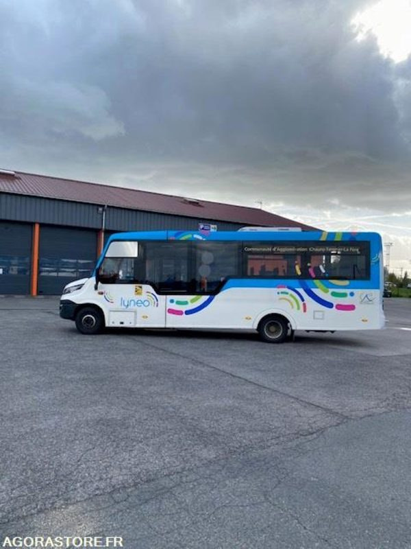 Minibus INDCAR MOBI LOW ENTRY - 27 places - PMR - Mikroautobuss, Pasažieru furgons: foto 3 Minibus INDCAR MOBI LOW ENTRY - 27 places - PMR - Mikroautobuss, Pasažieru furgons: foto 3