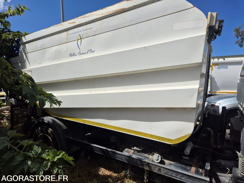 Mitsubishi FUSO BOM - 173532km - 2009 - Atkritumu vedējs: foto 2 Mitsubishi FUSO BOM - 173532km - 2009 - Atkritumu vedējs: foto 2