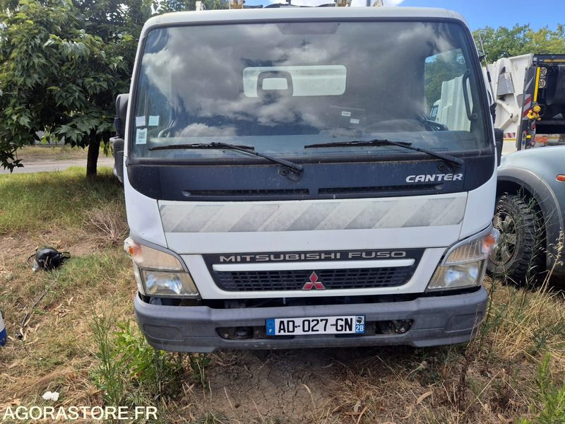 Mitsubishi FUSO BOM - 173532km - 2009 - Atkritumu vedējs: foto 1 Mitsubishi FUSO BOM - 173532km - 2009 - Atkritumu vedējs: foto 1
