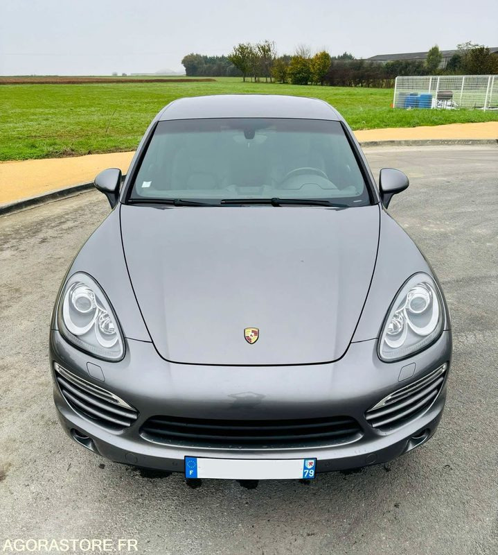 NIORT - PORSCHE CAYENNE 3.0 V6 - 2012 - 42 000 KM - Vieglā automašīna: foto 3 NIORT - PORSCHE CAYENNE 3.0 V6 - 2012 - 42 000 KM - Vieglā automašīna: foto 3
