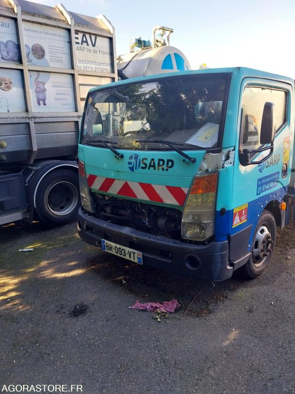 NISSAN Cabstar 3T5 BAROCLEAN 2011 (400 000Km) NON ROULANT EXPORT EXCLUSIVEMENT - Asenizācijas mašīna: foto 1 NISSAN Cabstar 3T5 BAROCLEAN 2011 (400 000Km) NON ROULANT EXPORT EXCLUSIVEMENT - Asenizācijas mašīna: foto 1