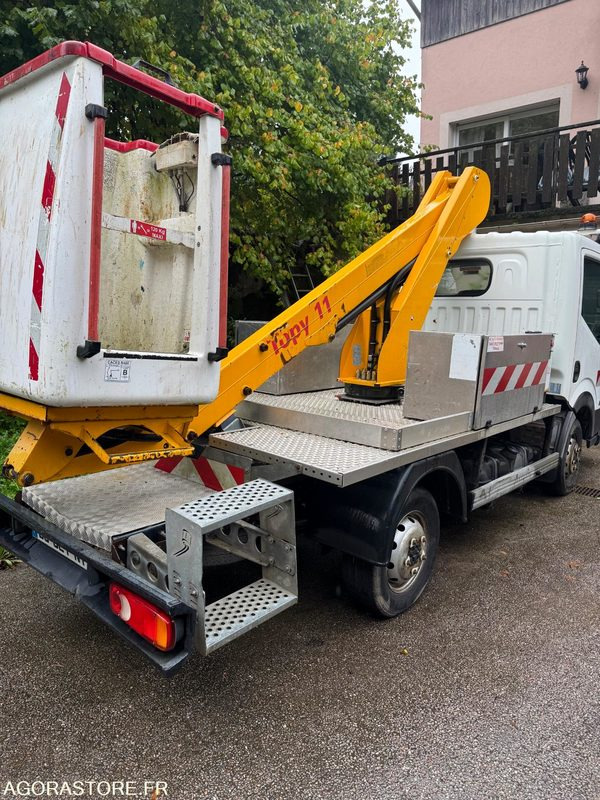 Nacelle Nissan CABSTAR - 2014 - 98 000kms - Komercauto pašizgāzējs: foto 5 Nacelle Nissan CABSTAR - 2014 - 98 000kms - Komercauto pašizgāzējs: foto 5