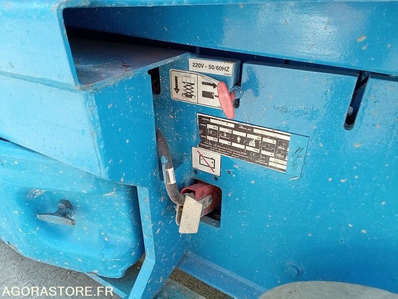 Nacelle electrique à ciseaux JLG 2030ES - Pacēlājs: foto 3 Nacelle electrique à ciseaux JLG 2030ES - Pacēlājs: foto 3