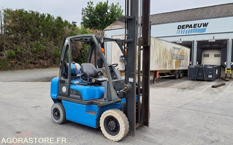 Nissan 2682 heures Triplex UD02A25PQ - 3F550 - Gāzes iekrāvējs: foto 3 Nissan 2682 heures Triplex UD02A25PQ - 3F550 - Gāzes iekrāvējs: foto 3