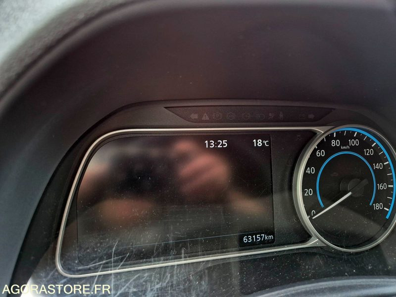 Nissan Leaf 63985 kms FF832TW 2019 - Vieglā automašīna: foto 4 Nissan Leaf 63985 kms FF832TW 2019 - Vieglā automašīna: foto 4