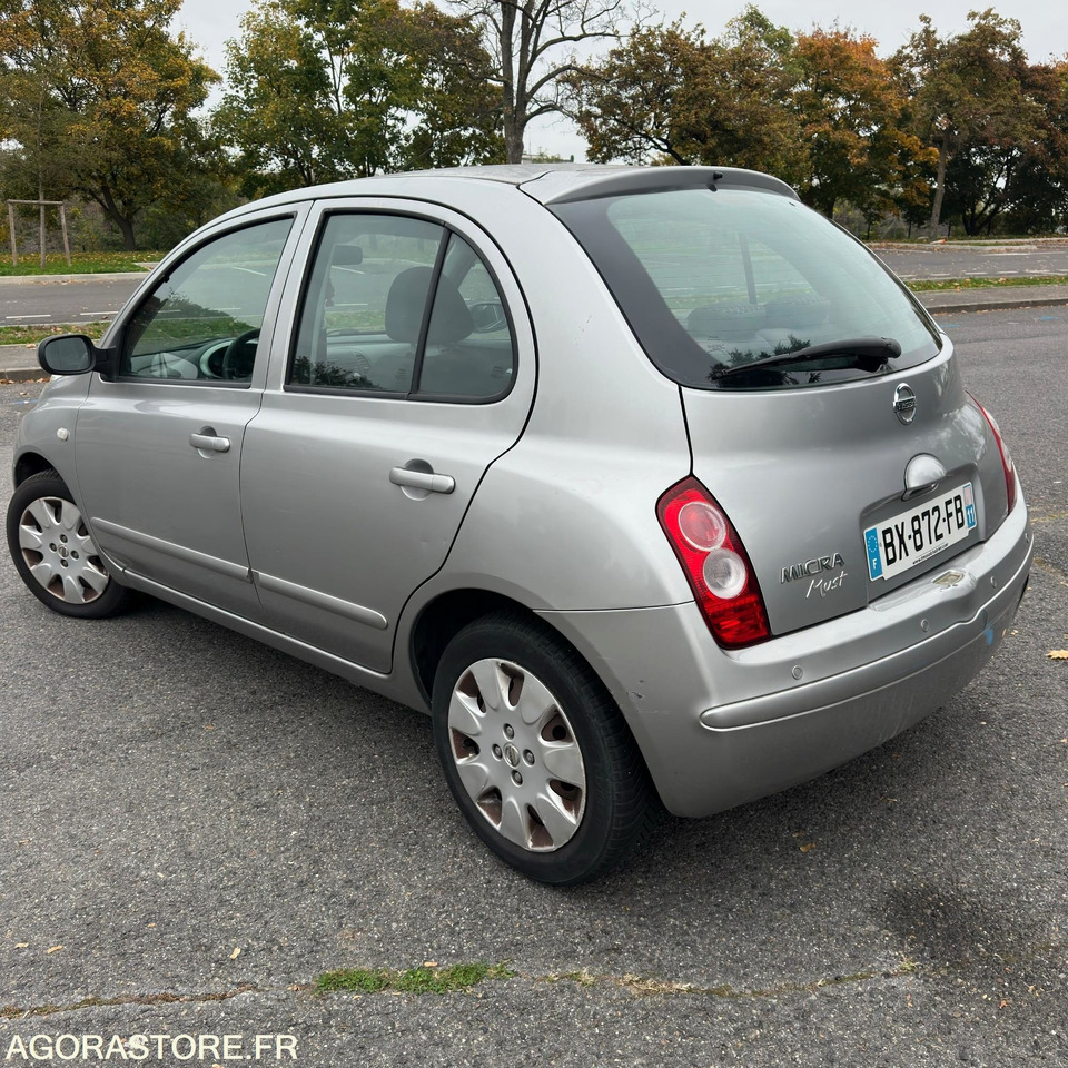 Nissan micra 1.2i - Vieglā automašīna: foto 4 Nissan micra 1.2i - Vieglā automašīna: foto 4