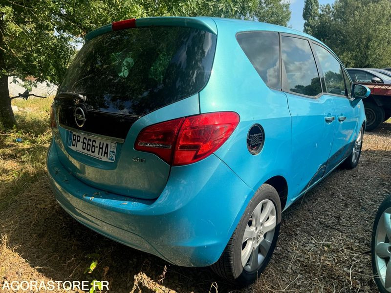OPEL MERIVA 1.7 CDTI 110 CV - Vieglā automašīna: foto 3 OPEL MERIVA 1.7 CDTI 110 CV - Vieglā automašīna: foto 3