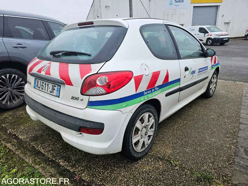 PEUGEOT 206+ - 2010 - 271008KM - AJ611JF - Vieglā automašīna: foto 3 PEUGEOT 206+ - 2010 - 271008KM - AJ611JF - Vieglā automašīna: foto 3