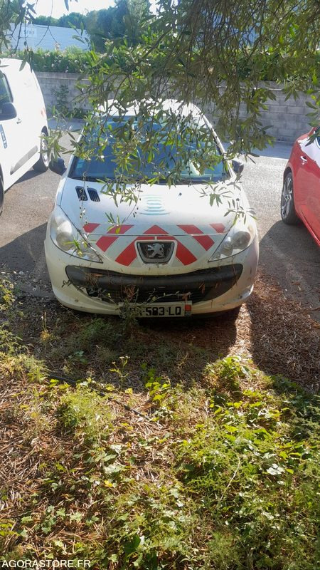 PEUGEOT 206 + BA583LQ // 2010 // NON ROULANT - Vieglā automašīna: foto 3 PEUGEOT 206 + BA583LQ // 2010 // NON ROULANT - Vieglā automašīna: foto 3