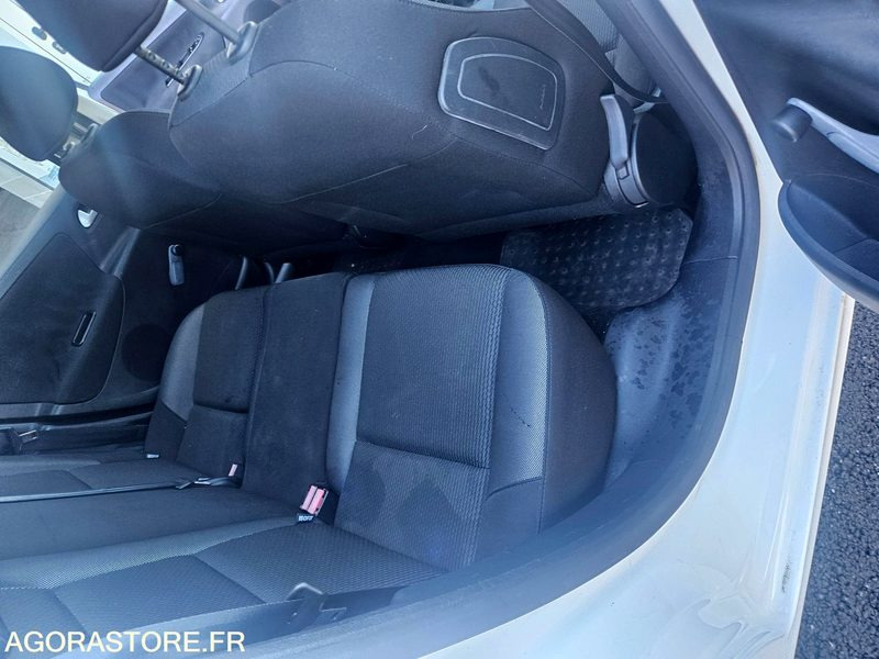 PEUGEOT 207 - Vieglā automašīna: foto 5 PEUGEOT 207 - Vieglā automašīna: foto 5