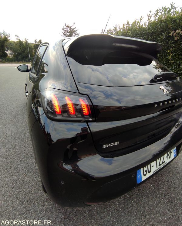 PEUGEOT 208 100 S&S EAT8 - finition ALLURE - MEC 2023 - Vieglā automašīna: foto 5 PEUGEOT 208 100 S&S EAT8 - finition ALLURE - MEC 2023 - Vieglā automašīna: foto 5