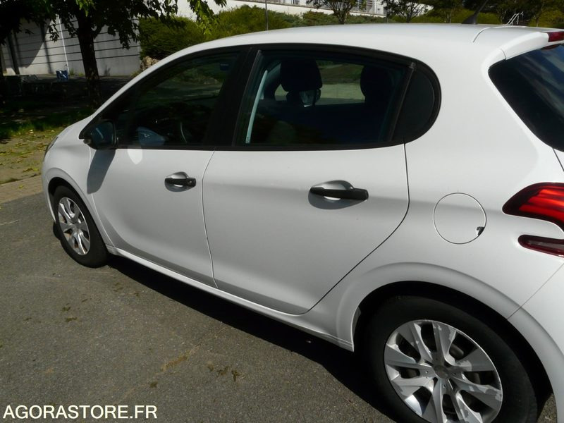 PEUGEOT 208 DX177CZ - Vieglā automašīna: foto 5 PEUGEOT 208 DX177CZ - Vieglā automašīna: foto 5