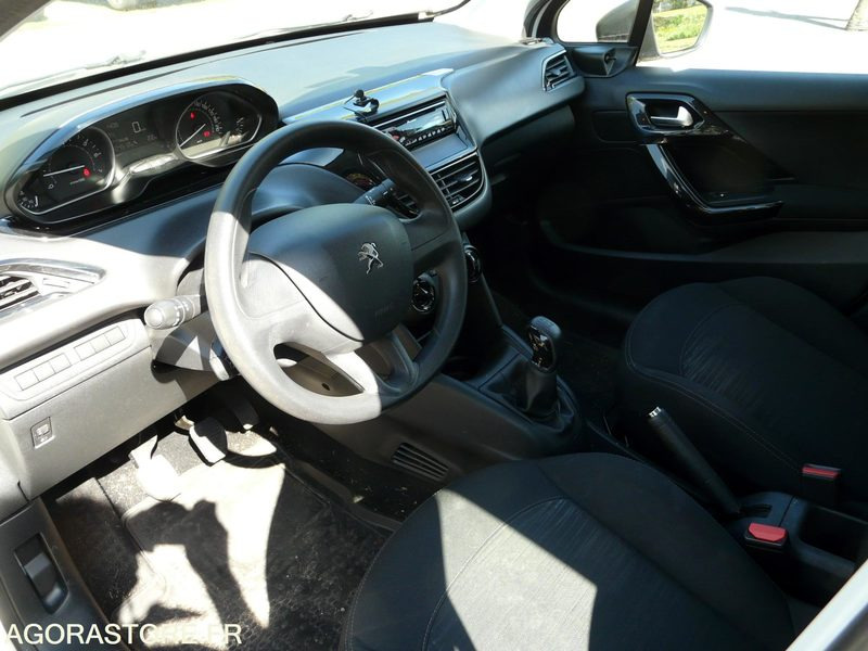 PEUGEOT 208 DX201CZ - Vieglā automašīna: foto 5 PEUGEOT 208 DX201CZ - Vieglā automašīna: foto 5