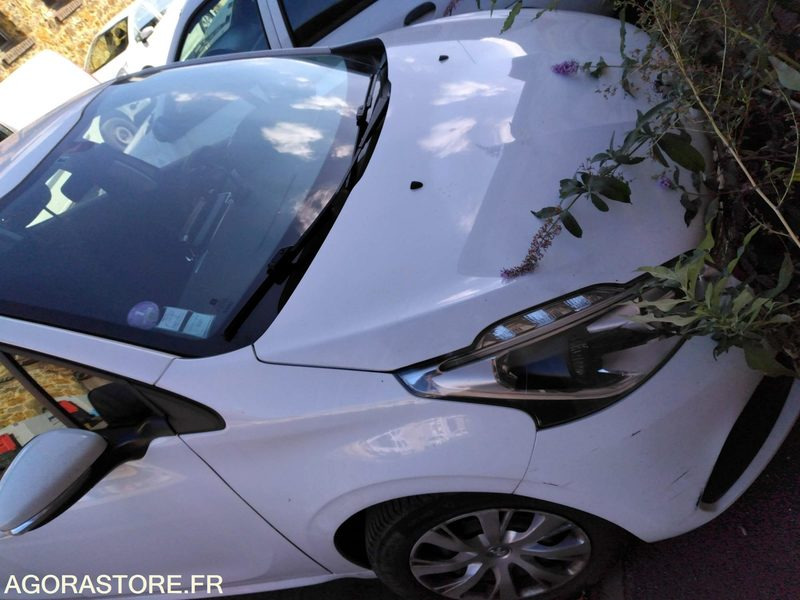 PEUGEOT 208 - Vieglā automašīna: foto 4 PEUGEOT 208 - Vieglā automašīna: foto 4