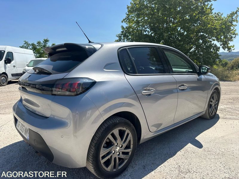 PEUGEOT 208 II Boite auto 107000kms 2022 - Vieglā automašīna: foto 1 PEUGEOT 208 II Boite auto 107000kms 2022 - Vieglā automašīna: foto 1