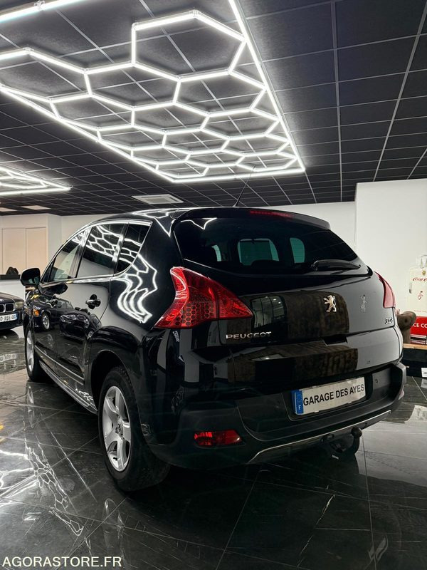 PEUGEOT 3008 1.6L HDI 115CH CROSSWAY - SUV: foto 3 PEUGEOT 3008 1.6L HDI 115CH CROSSWAY - SUV: foto 3
