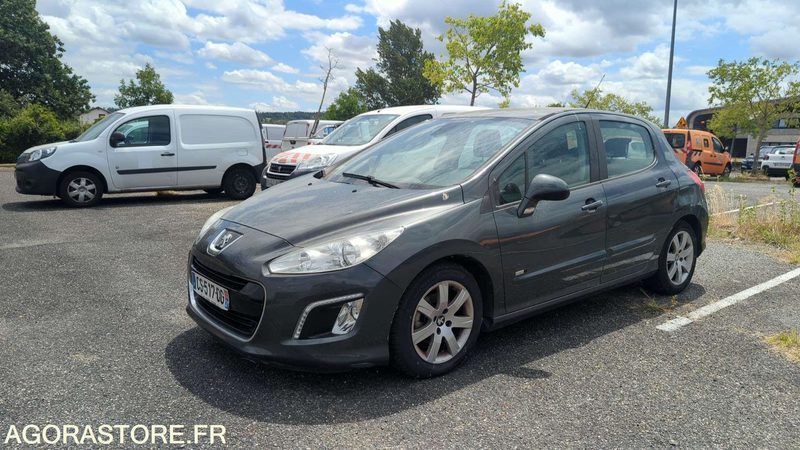 PEUGEOT 308 - 118643kms - 2013 - Vieglā automašīna: foto 1 PEUGEOT 308 - 118643kms - 2013 - Vieglā automašīna: foto 1