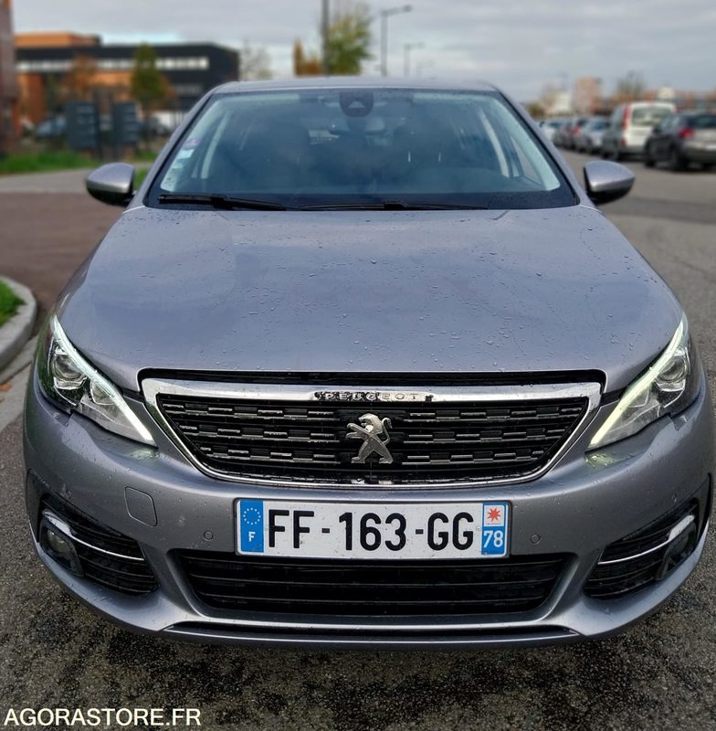 PEUGEOT 308 phase II - 110ch - 2019 - 88946km - ESSENCE - Vieglā automašīna: foto 3 PEUGEOT 308 phase II - 110ch - 2019 - 88946km - ESSENCE - Vieglā automašīna: foto 3
