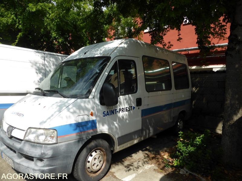 PEUGEOT BOXER 45000 kms 2002 - Kravas mikroautobuss: foto 2 PEUGEOT BOXER 45000 kms 2002 - Kravas mikroautobuss: foto 2