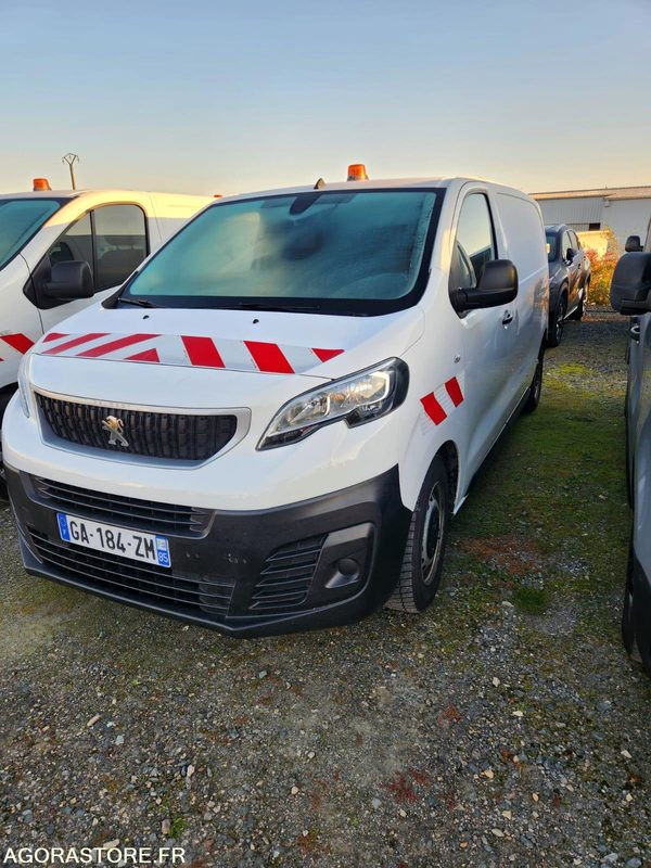 PEUGEOT EXPERT 1.5 BLUEHDI 120 - 2021 - 182104 km - Kravas mikroautobuss: foto 2 PEUGEOT EXPERT 1.5 BLUEHDI 120 - 2021 - 182104 km - Kravas mikroautobuss: foto 2