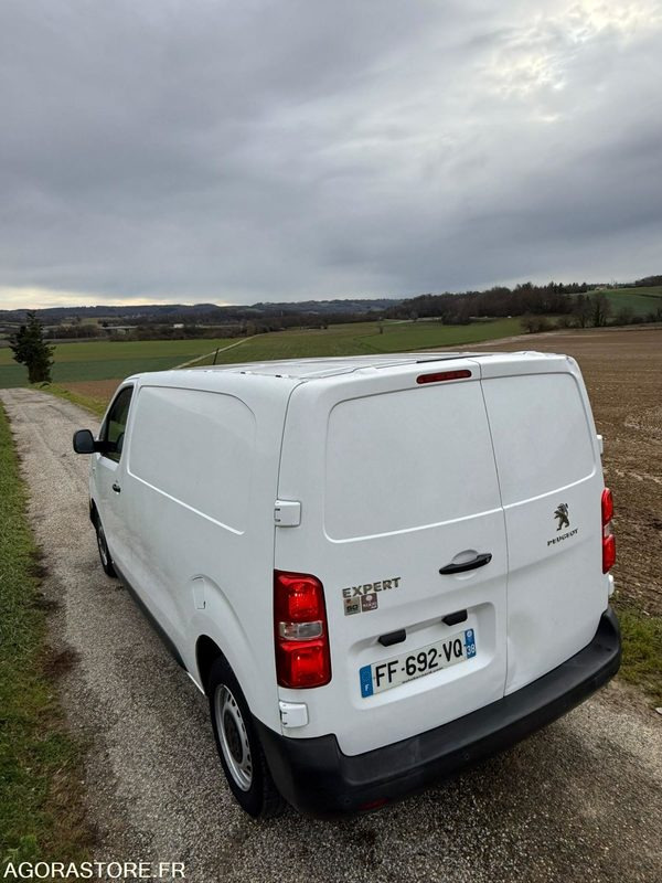 PEUGEOT EXPERT 2L HDI 122CH ANNÉE 2019 PREMIERE MAIN - Mazs furgons: foto 4 PEUGEOT EXPERT 2L HDI 122CH ANNÉE 2019 PREMIERE MAIN - Mazs furgons: foto 4