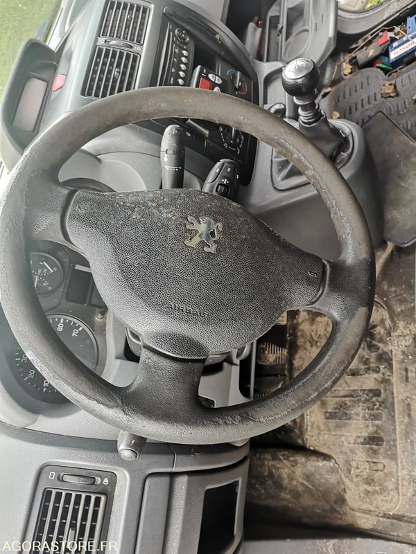 PEUGEOT FRIGORIFIQUE - Komercauto refrižerators: foto 4 PEUGEOT FRIGORIFIQUE - Komercauto refrižerators: foto 4