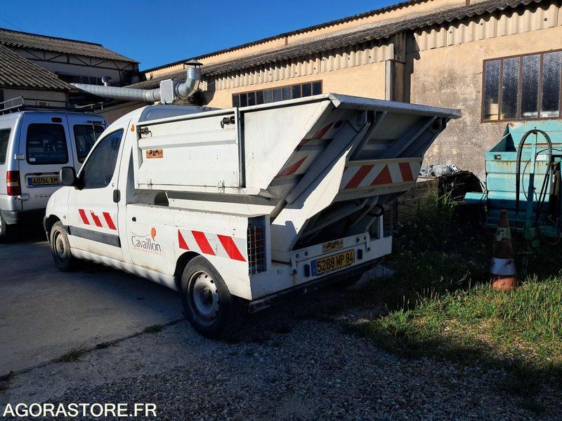 PEUGEOT PARTNER BENNE - Mazs furgons: foto 3 PEUGEOT PARTNER BENNE - Mazs furgons: foto 3