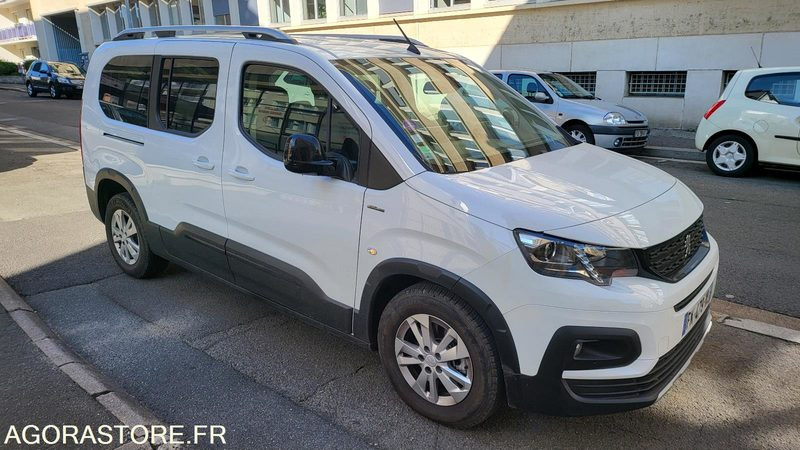 PEUGEOT RIFTER LONG PURETECH 110 S&S BVM6 ESSENCE DE 2019 - Vieglā automašīna: foto 2 PEUGEOT RIFTER LONG PURETECH 110 S&S BVM6 ESSENCE DE 2019 - Vieglā automašīna: foto 2