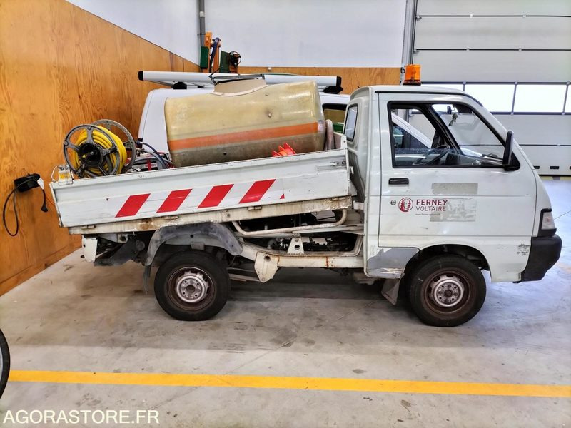 PIAGGIO PORTER - Komercauto pašizgāzējs: foto 5 PIAGGIO PORTER - Komercauto pašizgāzējs: foto 5