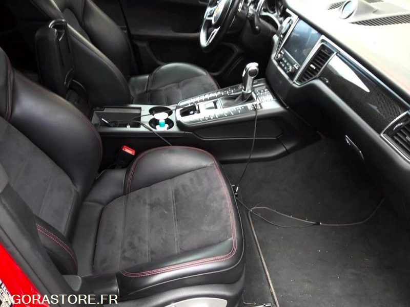 PORSCHE MACAN GTS 3.0 BI-TURBO 360 CH - SUV: foto 2 PORSCHE MACAN GTS 3.0 BI-TURBO 360 CH - SUV: foto 2