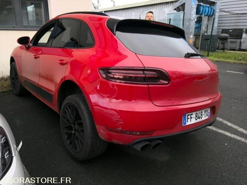 PORSCHE MACAN GTS 3.0 BI-TURBO 360 CH - SUV: foto 1 PORSCHE MACAN GTS 3.0 BI-TURBO 360 CH - SUV: foto 1