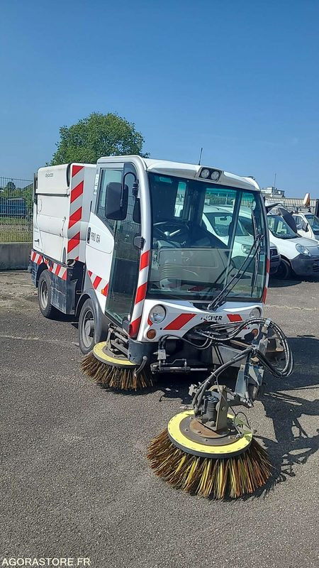 PRO 154 - CITYCAT 2020 - 47019KM - 2010 - Dārza tehnika: foto 2 PRO 154 - CITYCAT 2020 - 47019KM - 2010 - Dārza tehnika: foto 2