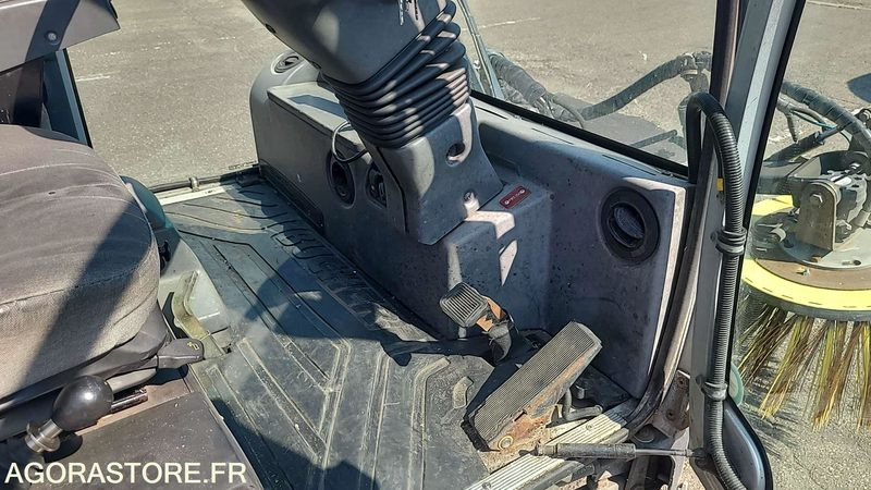 PRO 156 - CITYCAT 2020 - 2010 - Dārza tehnika: foto 3 PRO 156 - CITYCAT 2020 - 2010 - Dārza tehnika: foto 3