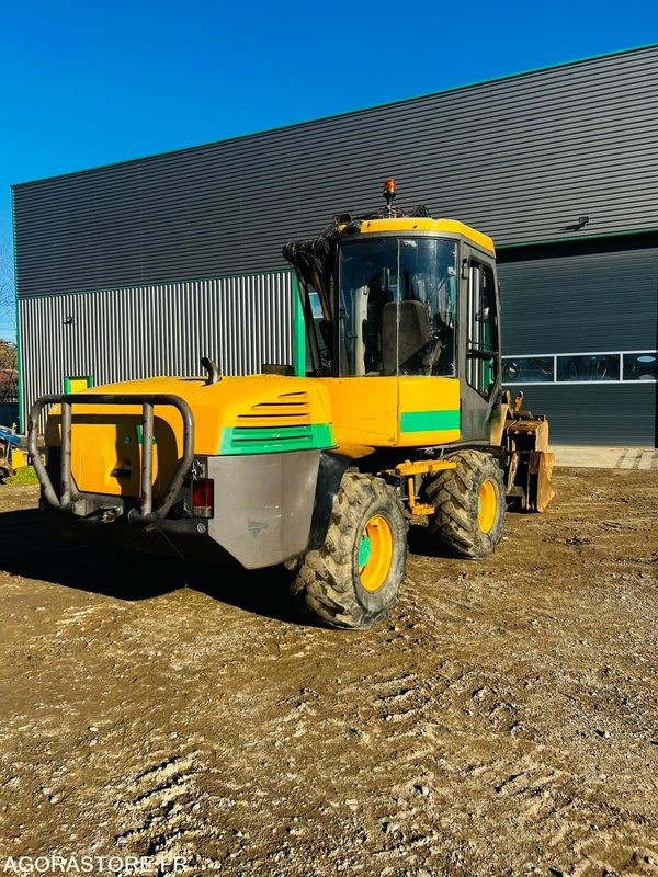 Pelle Mecalac 12MXT - 2004 - 4523 HEURES - Ekskavators: foto 2 Pelle Mecalac 12MXT - 2004 - 4523 HEURES - Ekskavators: foto 2