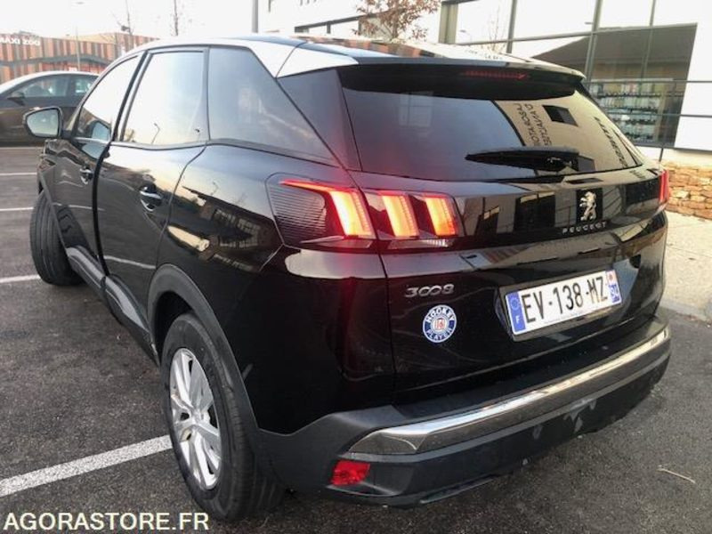 Peugeot 3008 BlueHdi 120 S&S Allure Business BOITE AUTO EAT8 - Courroie faite - Vieglā automašīna: foto 4 Peugeot 3008 BlueHdi 120 S&S Allure Business BOITE AUTO EAT8 - Courroie faite - Vieglā automašīna: foto 4