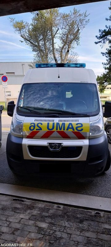 Peugeot BOXER, 3L HDI, 2012, 329317 kms, moteur 63435kms - Ātrās palīdzības mašīna: foto 1 Peugeot BOXER, 3L HDI, 2012, 329317 kms, moteur 63435kms - Ātrās palīdzības mašīna: foto 1