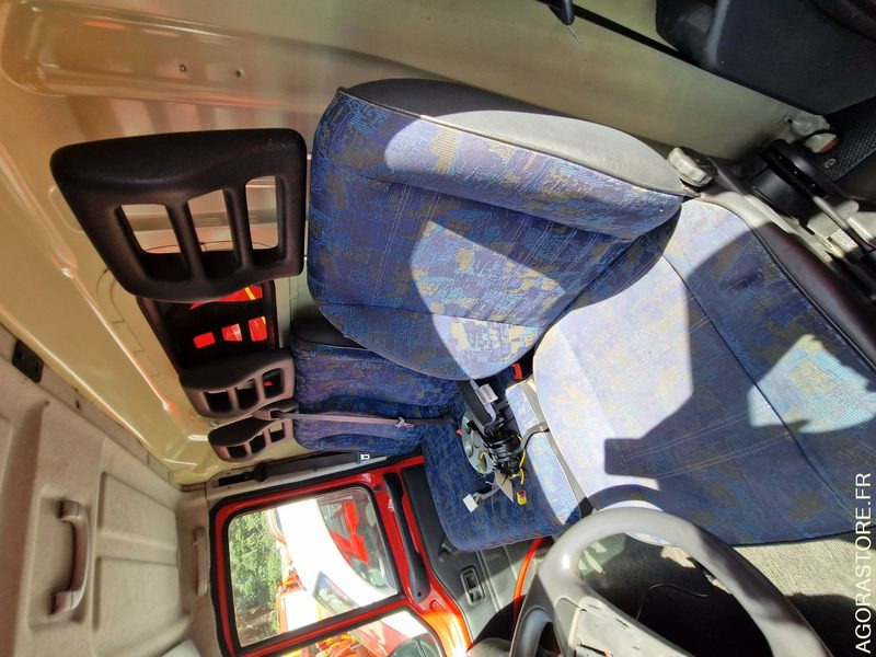 Peugeot Boxer- 2000 - 43336 - 3275XC27 - Kravas mikroautobuss: foto 5 Peugeot Boxer- 2000 - 43336 - 3275XC27 - Kravas mikroautobuss: foto 5