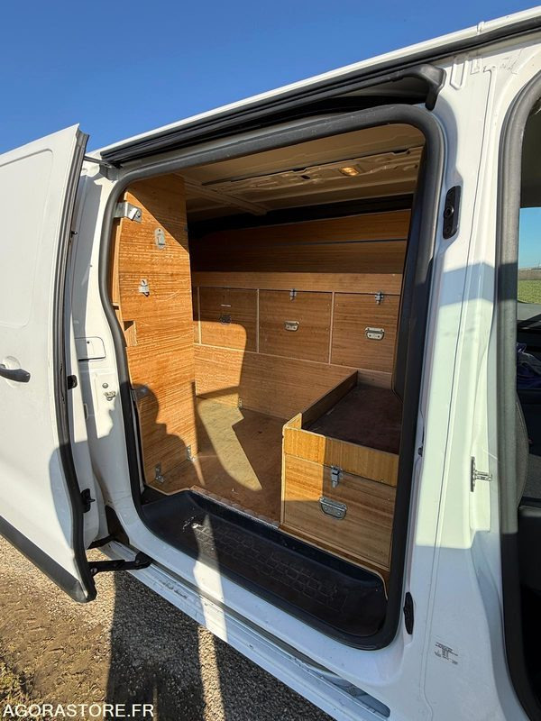 Mazs furgons Peugeot Expert 2L HDI 122CH 1ER MAIN 179.000KM SUPER ÉTAT: foto 10