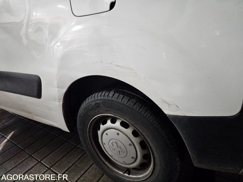 Peugeot Partner - 2013 - 91134kms - CQ 658 PQ līzingu Peugeot Partner - 2013 - 91134kms - CQ 658 PQ: foto 30