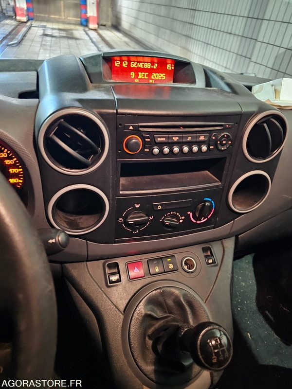 Peugeot Partner - 2013 - 91134kms - CQ 658 PQ līzingu Peugeot Partner - 2013 - 91134kms - CQ 658 PQ: foto 8