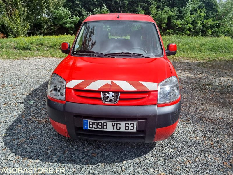 Peugeot Partner - - Mazs furgons: foto 4 Peugeot Partner - - Mazs furgons: foto 4