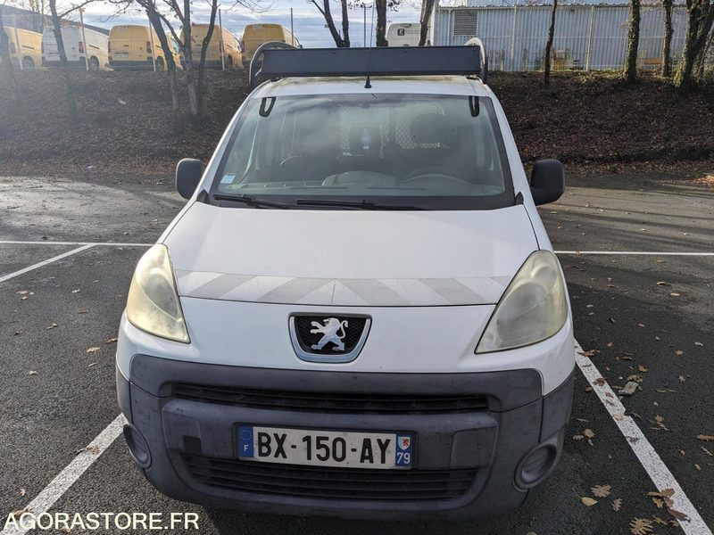 Peugeot Partner - Mazs furgons: foto 1 Peugeot Partner - Mazs furgons: foto 1